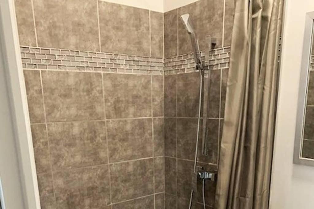 Caudry : Bel Appartement Plein Centre Esterno foto